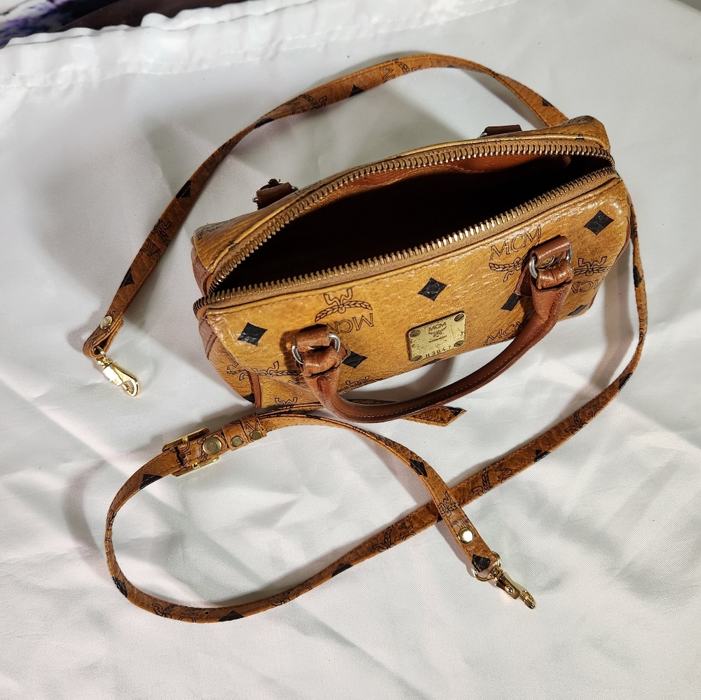 *SOLD* MCM Mini Visetos Boston Bag - Picture 7 of 12